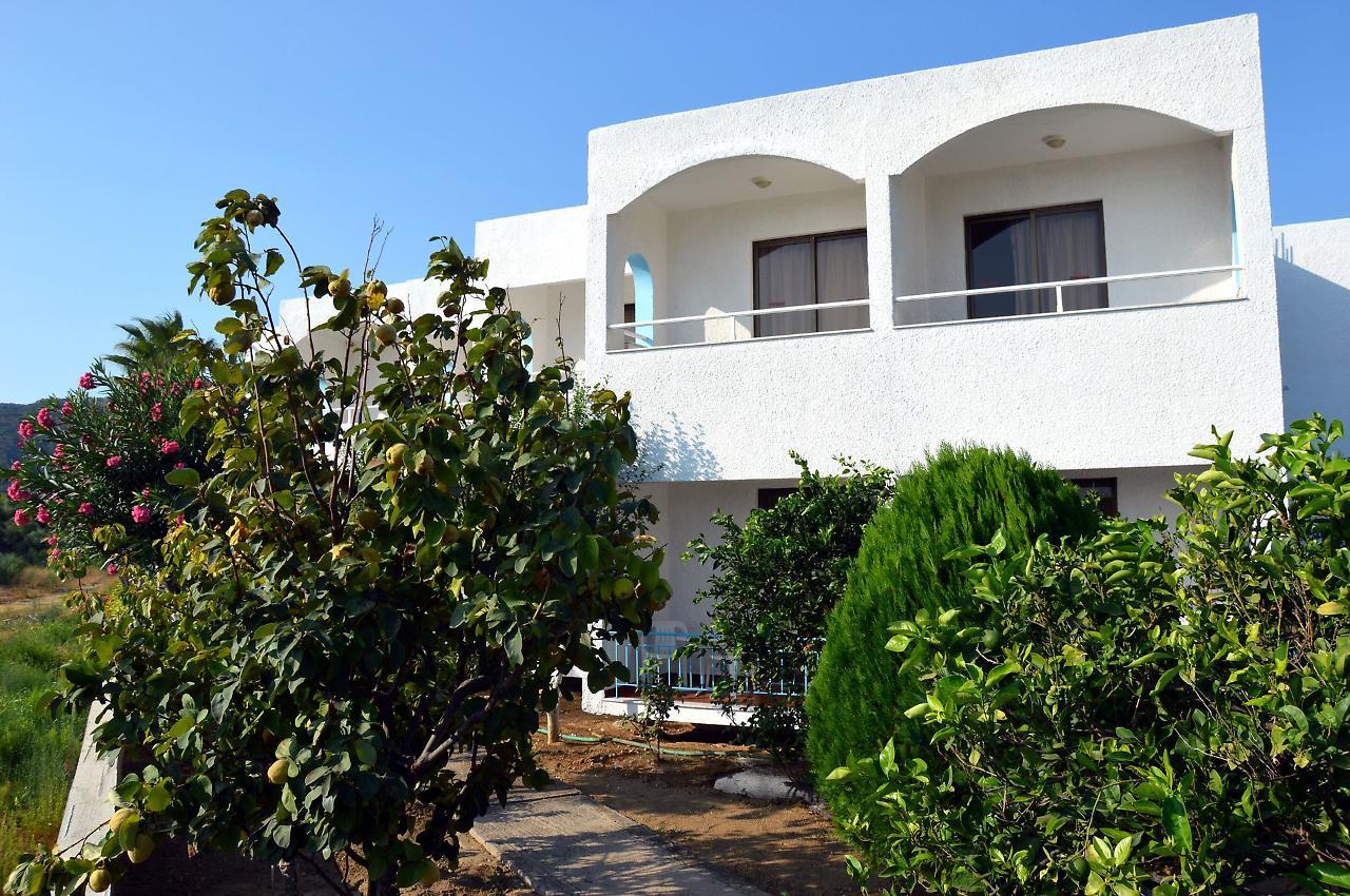 Muses Hotel